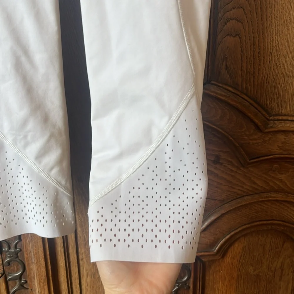 Lululemon Athletica Anew White Perforated Laser Cut Crop Legging Pants
